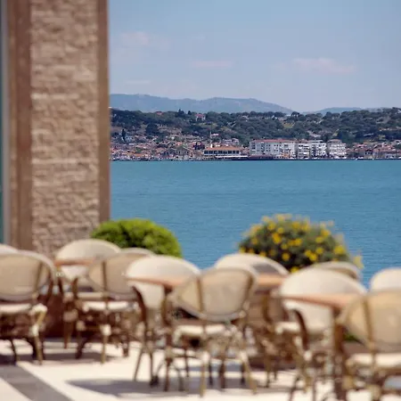 Cunda Kivrak Hotel