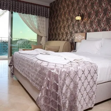 Cunda Kivrak Hotel