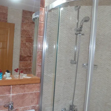 كوندا كيفراك 2*